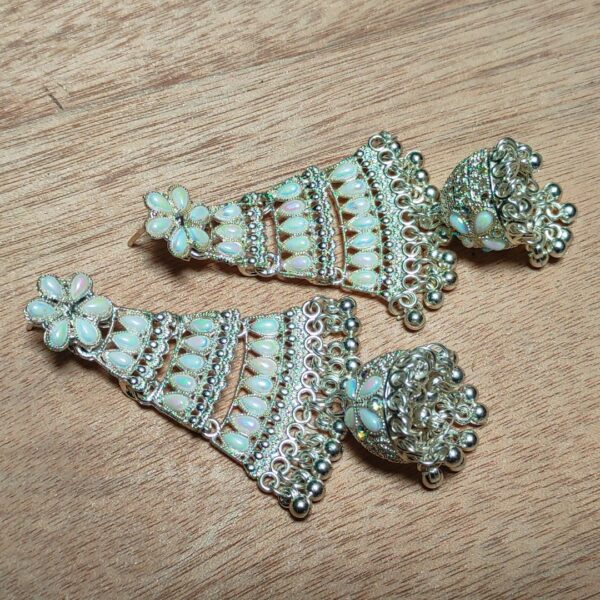 Stylish White-Kundan Jhumka Earrings - Image 4