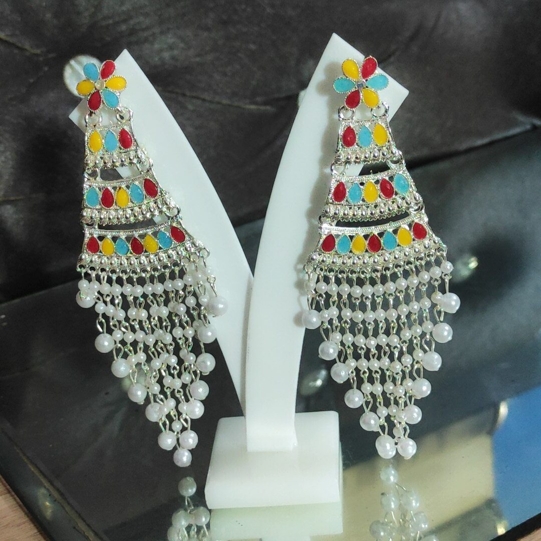 Floral-Pearl Chandelier Earrings - Image 4